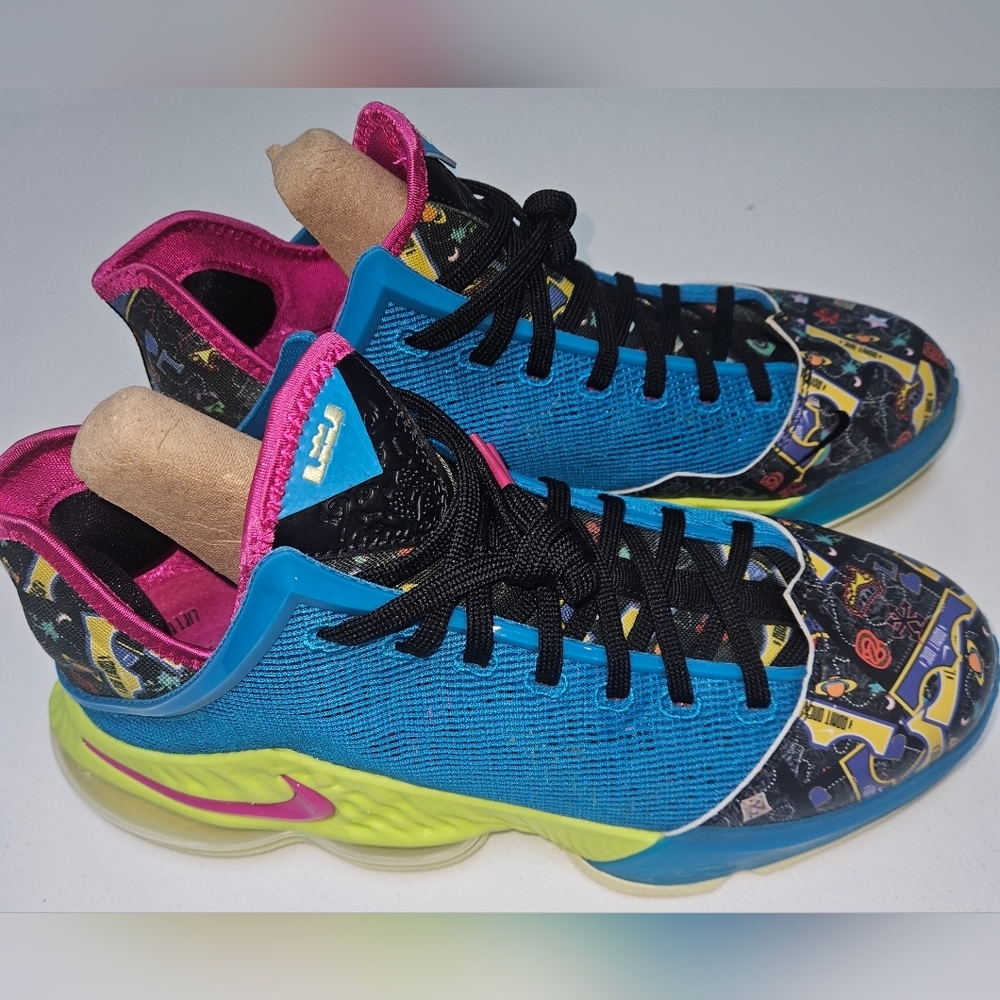 Size 10 - Nike LeBron 19 Low LeBronival